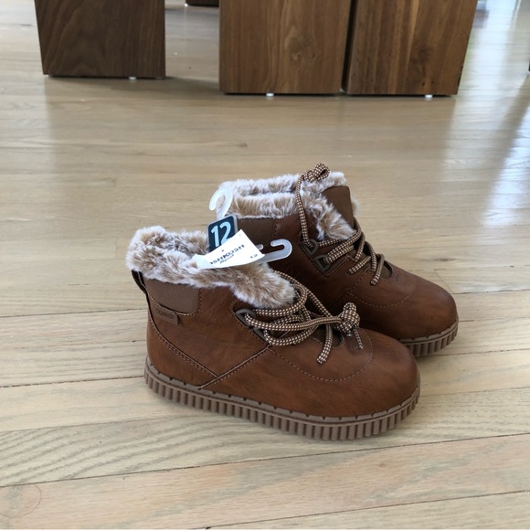 Selling Brand New Carters toddler boy work boots! - Picture 9 of 10